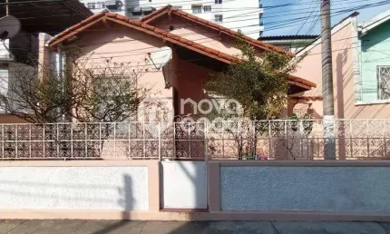 Casa com 3 quartos à venda na Estrada Intendente Magalhães, Vila Valqueire, Rio de Janeiro