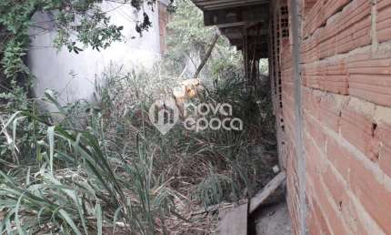 Terreno à venda na Rua Cadete Polônia, Sampaio, Rio de Janeiro