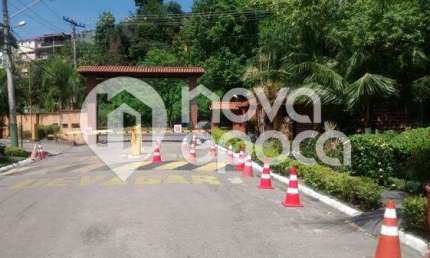 Terreno à venda na Estrada de Jacarepaguá, Jacarepaguá, Rio de Janeiro