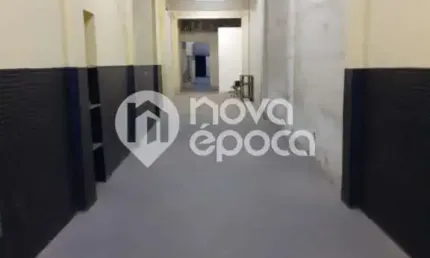 Barracão / Galpão / Depósito à venda na Rua Ana Neri, Benfica, Rio de Janeiro