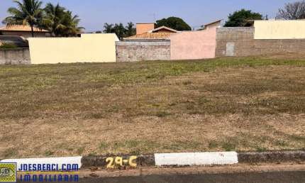 Terreno em Condomínio no Residencial Nova Holanda em Holambra