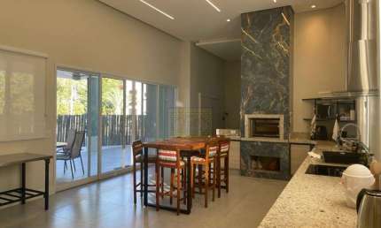 Casa / Sobrado em Condomínio no Residencial Nova Holanda em Holambra