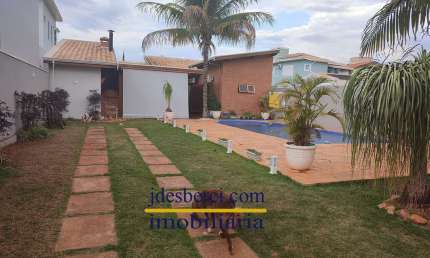 Casa / Sobrado em Condomínio no Residencial Nova Holanda em Holambra