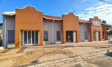 Conj. Comercial / Sala no Jardim Morada das Flores em Holambra