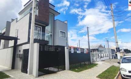 TRIPLEX A VENDA NO BAIRRO UBERABA PRÓXIMO A CANCHA DE ESPORTES COPA 70