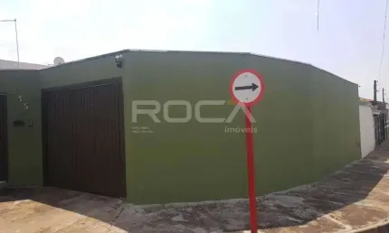 Linda Casa Padrão à Venda em Maria Stella Faga, São Carlos