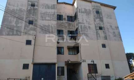 Venda de Apartamentos / Padrão na cidade de São Carlos