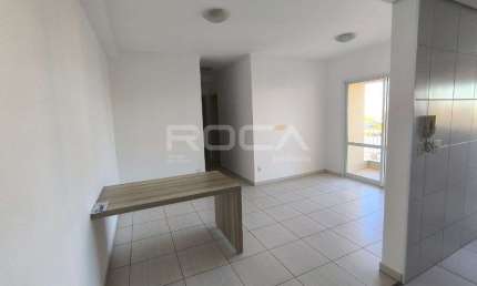 Aluguel de Apartamento Padrão com 2 Dormitórios na Vila Monteiro Gleba I em São Carlos