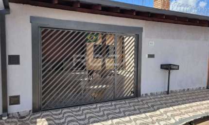 Casa de Alto Padrão à Venda em MARIA STELLA FAGA, São Carlos - 3 Dormitórios