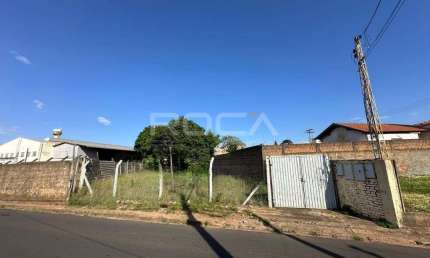 Terreno à venda na Vila Arnaldo, São Carlos - Oportunidade única!
