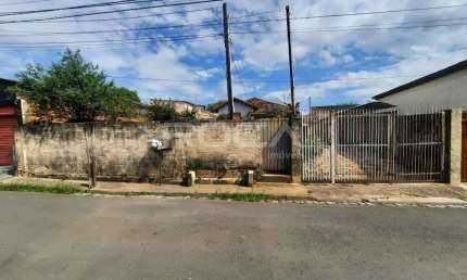 Casa com 3 quartos à venda na Rua Eugênio de Andrade Egas, 244, Vila Brasília, São Carlos