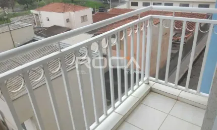 Apartamento de 2 dormitórios com armários na Vila Celina, São Carlos