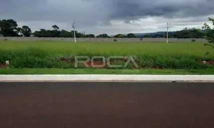 Terreno à venda no Condomínio Recanto do Sabiá em São Carlos