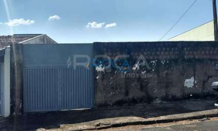 Casa à venda na Vila Marina, São Carlos: Aconchegante, moderna e pronta para morar!