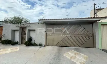 Casa à venda no Jardim Santa Paula, São Carlos: 3 dormitórios e edícula