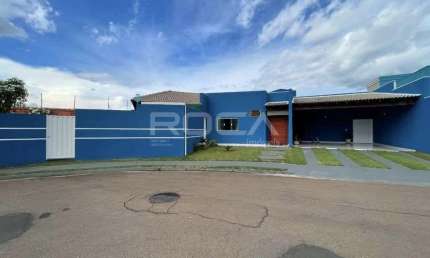Casa de alto padrão com 4 dormitórios em Loteamento São Carlos 1
