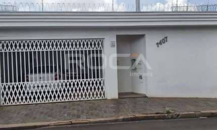 Casa de 3 dormitórios com suíte e área verde na Vila Prado, São Carlos