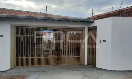 Casa de 3 dormitórios com suíte no Jardim Araucária, São Carlos
