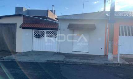 Casa com 2 quartos à venda na Rua José Gonçalves de Oliveira, 64, Residencial Parque Douradinho, São Carlos