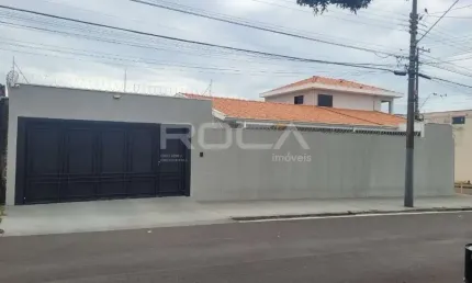 Casa com 3 quartos à venda na Rua Francisco Schiavone, 980, Jardim Beatriz, São Carlos