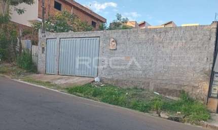 Casa com 3 quartos à venda na Rua Firmino Brigante, 472, Cidade Aracy, São Carlos