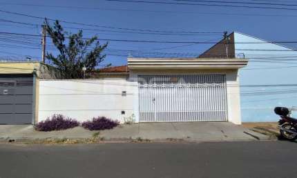 Linda casa padrão com 3 dormitórios na Vila Morumbi, São Carlos