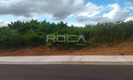 Terreno à venda no bairro Parque Industrial em São Carlos - Oportunidade única!