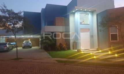 Casa de luxo de 3 dormitórios à venda no Condomínio Parque Sisi em São Carlos