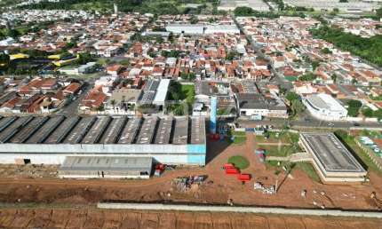 Locação de Comercial / Barracão/Galpão na cidade de São Carlos