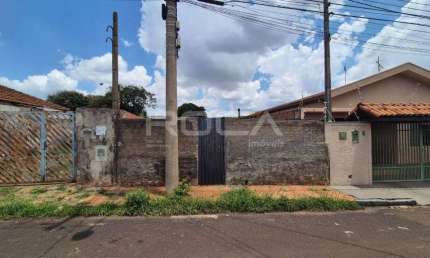 Oportunidade única! Terreno padrão à venda na Vila Marcelino, São Carlos.
