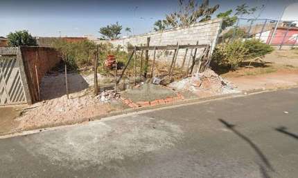 Terreno à venda na Rua Lucy Serillo, 5076, Cidade Aracy, São Carlos