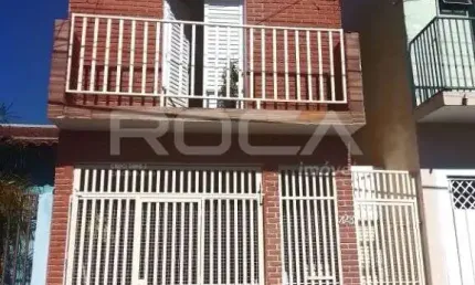 Sobrado aconchegante em Jardim Hikari, São Carlos - 2 dormitórios