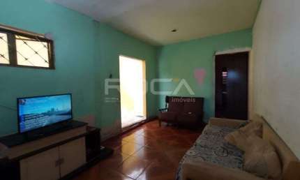 Casa com 1 quarto à venda na Rua Francisco Alberto Micelli, 343, Cidade Aracy, São Carlos