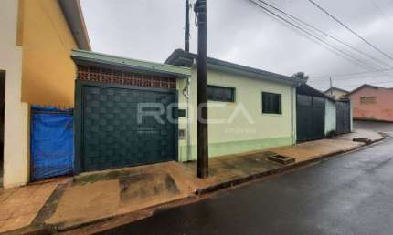 Casa padrão para alugar no Jardim São Carlos, São Carlos - Aconchegante e espaçosa!