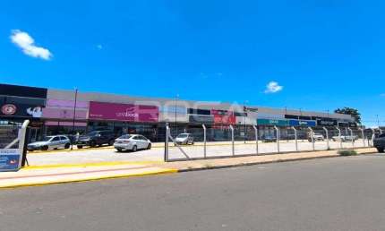 Sala Comercial para Alugar no Parque Santa Felícia Jardim em São Carlos
