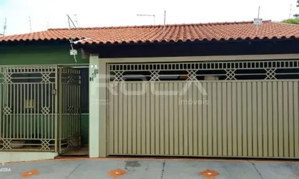 Casa de 3 dormitórios com piscina aquecida no Parque Fehr, São Carlos