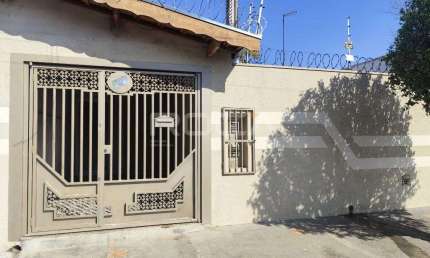 Casa padrão para alugar na Vila Morumbi em São Carlos