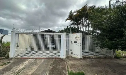 Linda casa à venda no Jardim Acapulco, São Carlos - Imperdível!