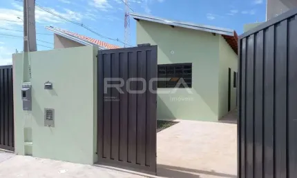 Casa padrão à venda no parque industrial, são carlos: 2 dormitórios, 2 banheiros e mais!