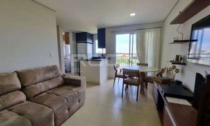 Apartamento de 2 dormitórios com suíte em Cidade Jardim, São Carlos
