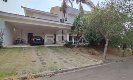 Linda casa de alto padrão com 4 suítes no condomínio Damha I em São Carlos