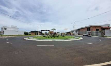 Terreno à venda em condomínio exclusivo no Parque Faber Castell II, São Carlos