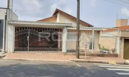 Casa com 3 quartos à venda na Avenida Grécia, 628, Vila Prado, São Carlos