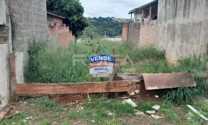 Terreno à venda na Rua José Galucci, 1686, Cidade Aracy, São Carlos