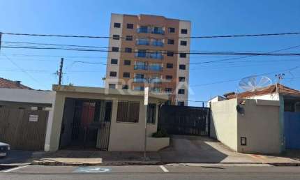 Apartamento de 2 dormitórios com suíte à venda e locação no Jardim Macarengo - São Carlos