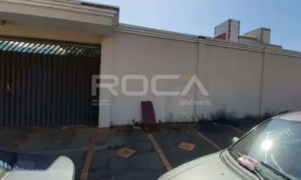Terreno à venda na Rua Francisco Possa, 1778, Parque Santa Felícia Jardim, São Carlos
