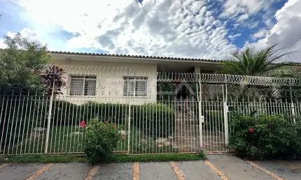 Casa de alto padrão com 5 dormitórios no Jardim Santa Paula, São Carlos