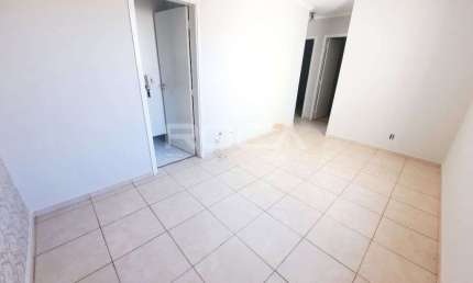 Locação de Apartamentos / Padrão na cidade de São Carlos