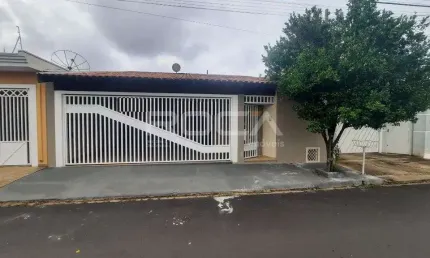 Casa padrão com 2 dormitórios no jardim ipanema, são carlos