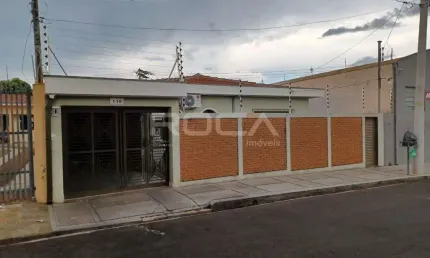 Casa à venda no Jardim Cruzeiro do Sul, São Carlos - 02 dormitórios e amplo quintal